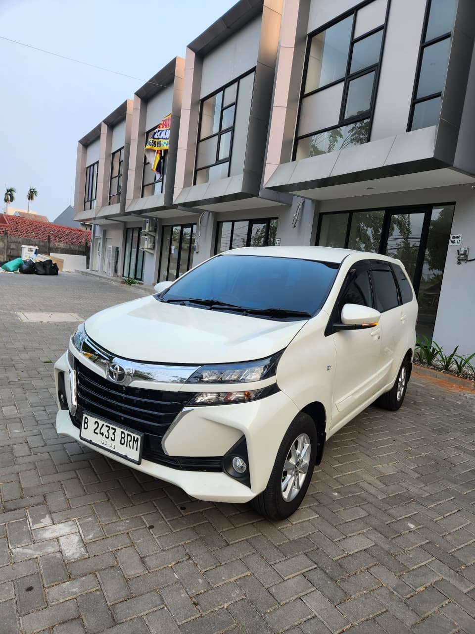 Toyota AVANZA G AT